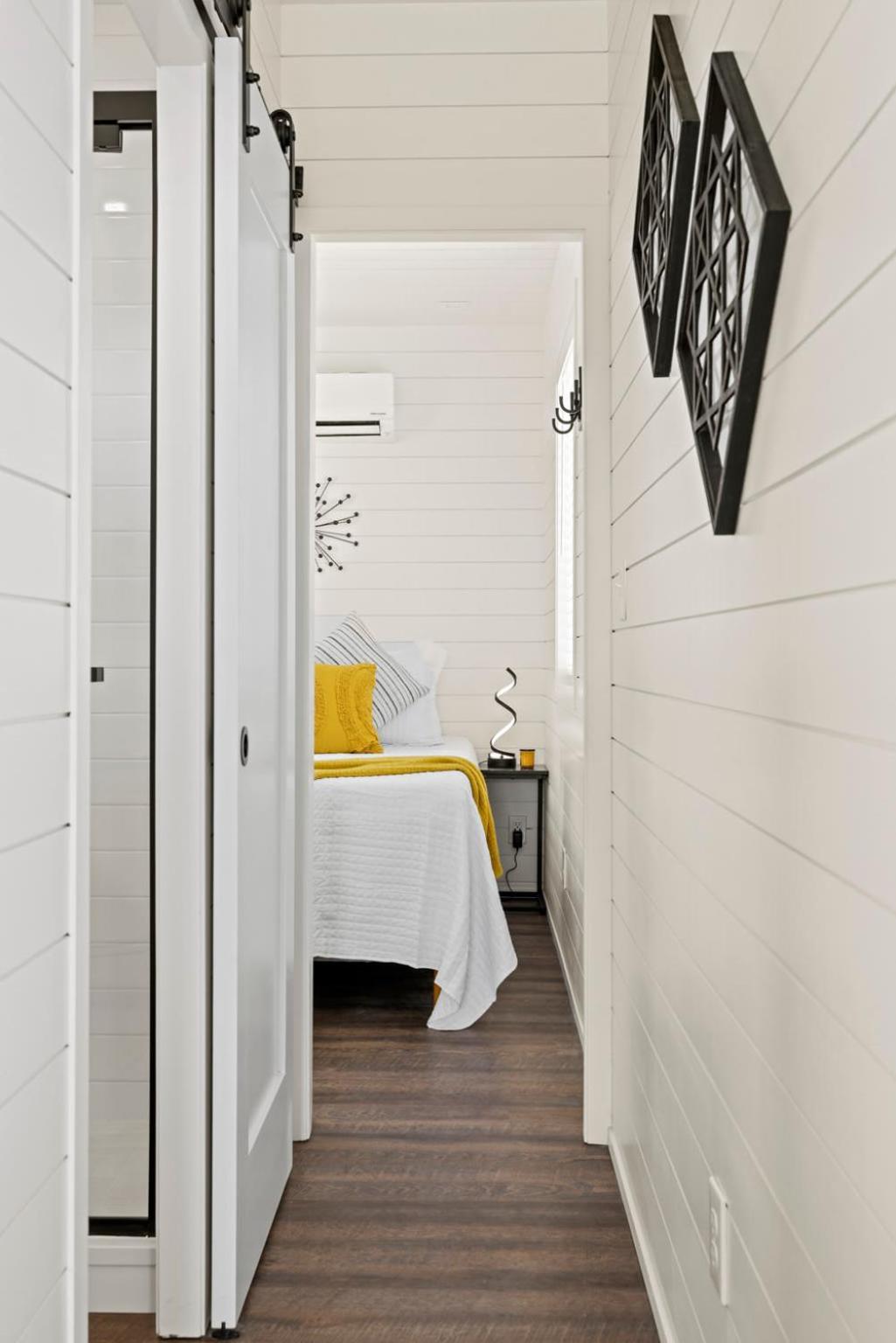 New The Yellow Beacon-Luxury Shipping Container Фредериксберг Экстерьер фото